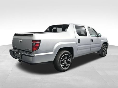 Used 2014 Honda Ridgeline Sport image 5