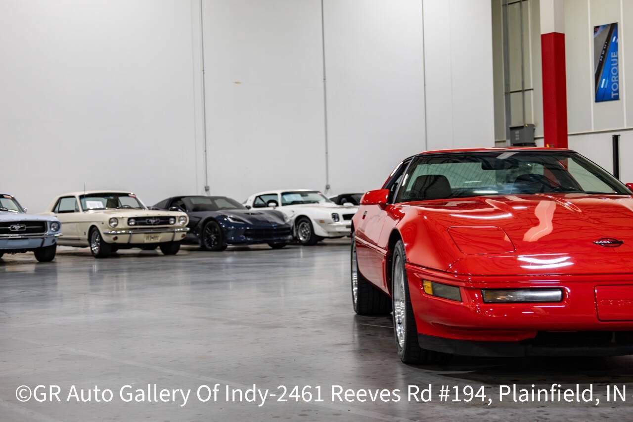 Used 1996 Chevrolet Corvette Coupe RWD image 37