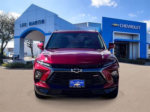 Used 2025 Chevrolet Blazer RS image 2
