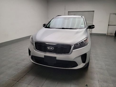 Used 2020 Kia Sorento S FWD image 15