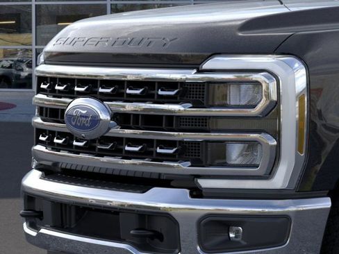 New 2026 Ford F250 Lariat w/ FX4 Off-Road Package image 18