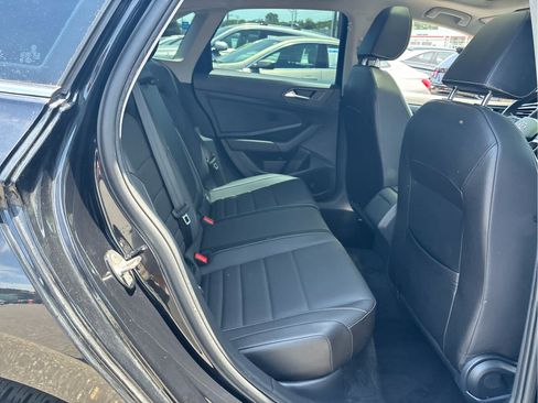 Used 2022 Volkswagen Jetta SE FWD image 21
