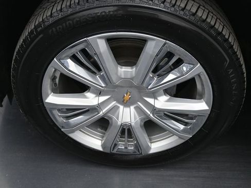 Used 2024 Chevrolet Suburban High Country w/ Max Trailering Package image 41