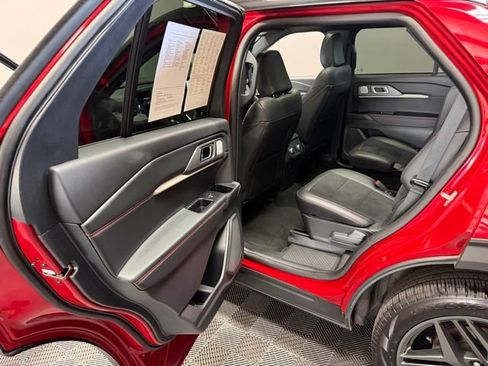 Used 2025 Ford Explorer ST w/ Sun And Sound Package AWD/4WD image 19
