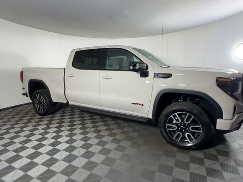 New 2026 GMC Sierra 1500 AT4 w/ AT4 Premium Package AWD/4WD image 2