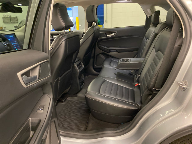 Used 2024 Ford Edge SEL w/ Convenience Package AWD/4WD image 29