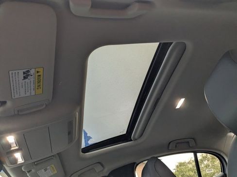 Used 2025 MAZDA MAZDA3 s image 20