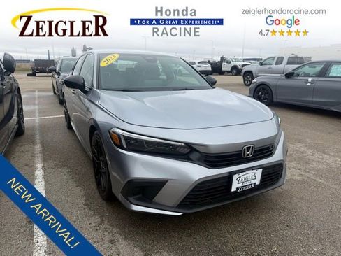 Used 2023 Honda Civic Sport image 1