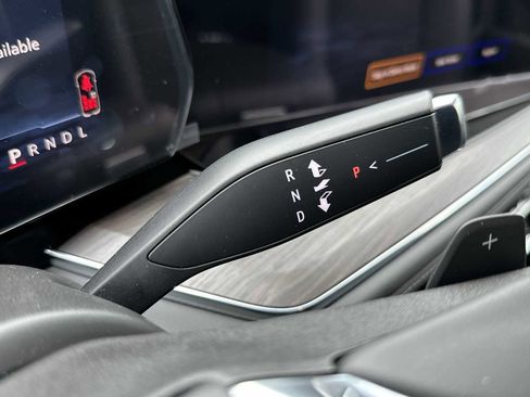 New 2026 Chevrolet Suburban LS image 23