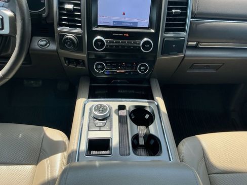 Certified 2021 Ford Expedition XLT RWD image 20