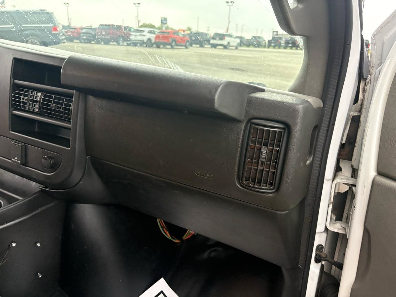 Used 2020 Chevrolet Express 3500 w/ Power Convenience Package RWD image 25