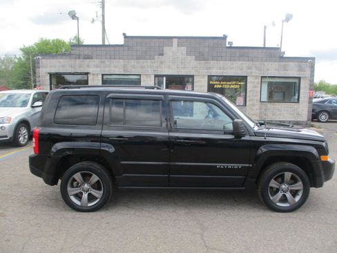 Used 2015 Jeep Patriot High Altitude image 2