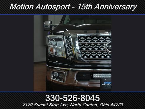 Used 2016 Nissan Titan SL image 5