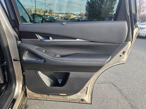 Used 2023 INFINITI QX60 Sensory w/ Vision Package image 14