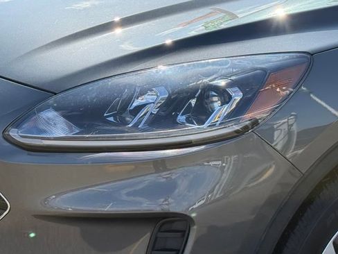 Used 2022 Ford Escape SE w/ Convenience Package image 25