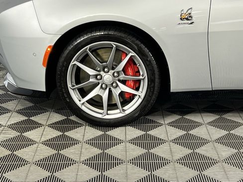 Used 2025 Dodge Charger R/T Scat Pack w/ Track Pack image 16