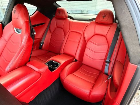 Used 2015 Maserati GranTurismo MC image 14