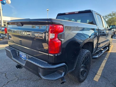 Used 2021 Chevrolet Silverado 1500 Custom w/ Rally Edition image 4