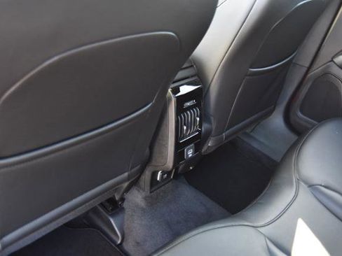 Used 2023 Jeep Compass Altitude image 12