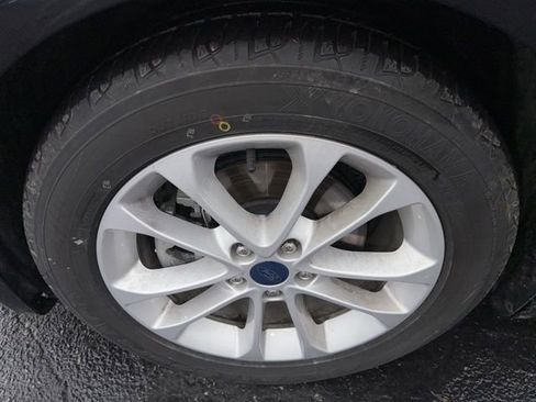 Used 2020 Ford Fusion SE image 29