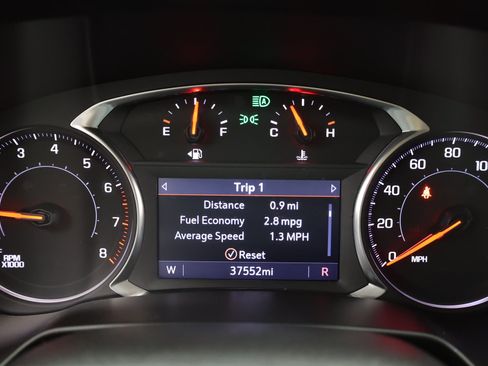 Used 2024 Chevrolet Blazer LT w/ Convenience Package FWD image 27