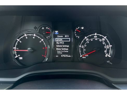 Used 2021 Toyota 4Runner SR5 Premium w/ Moonroof Package image 43