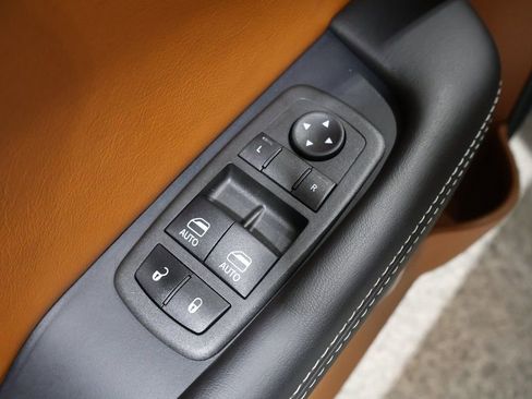 Used 2023 Dodge Challenger SRT Hellcat image 17