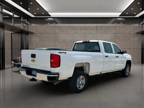 Used 2018 Chevrolet Silverado 2500 W/T AWD/4WD image 5