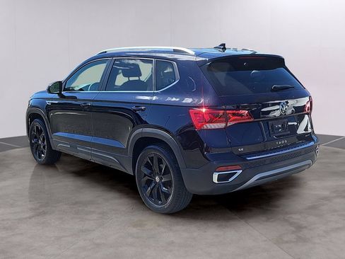 Used 2023 Volkswagen Taos SE AWD/4WD image 6