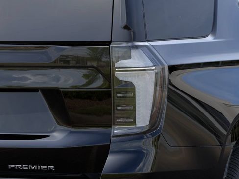 New 2026 Chevrolet Tahoe Premier w/ Sun And Tow Package AWD/4WD image 11