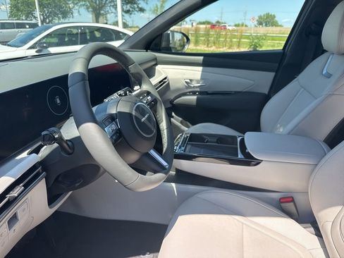 Certified 2025 Hyundai Tucson Limited image 45