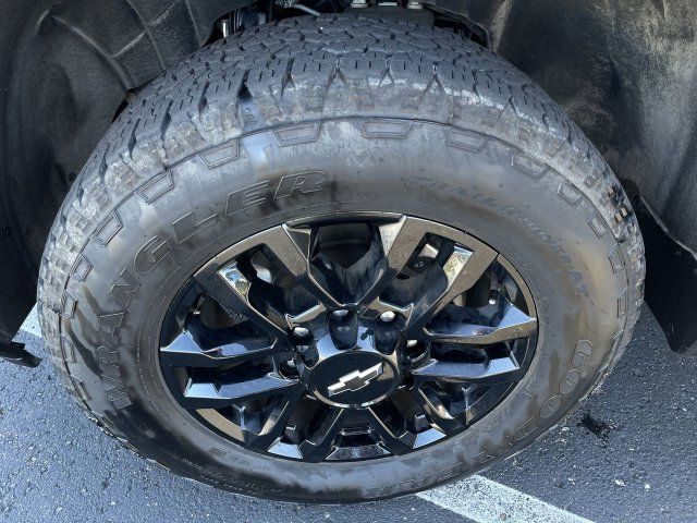 Used 2026 Chevrolet Silverado 2500 LT w/ Trail Boss Package AWD/4WD image 33