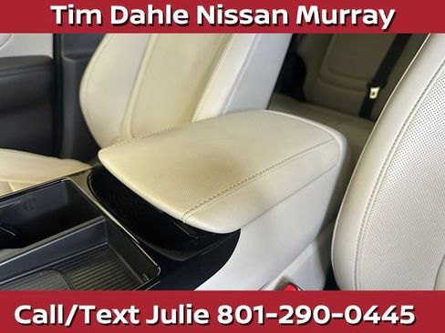 Used 2025 Hyundai Tucson Limited AWD/4WD image 31
