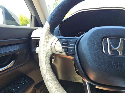 Certified 2023 Honda CR-V LX image 32