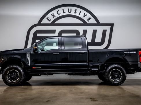 Used 2025 Ford F350 Lariat w/ Lariat Ultimate Package image 5