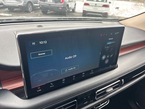 Certified 2023 Lincoln Nautilus Reserve w/ Equipment Group 201A image 19