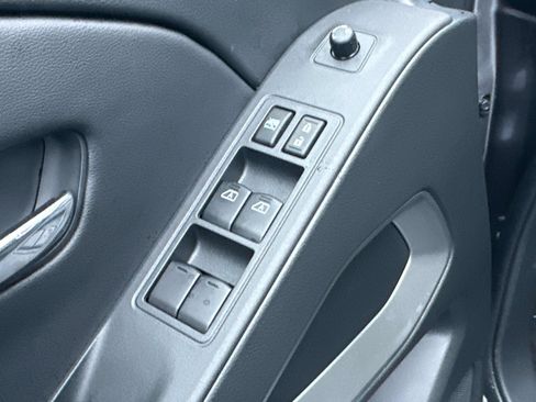 New 2026 Nissan Frontier SV w/ SV Convenience Package image 18