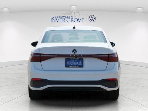 Certified 2026 Volkswagen Jetta Sport FWD image 6