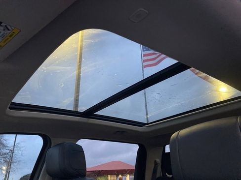 Used 2024 Toyota Tundra Limited image 13