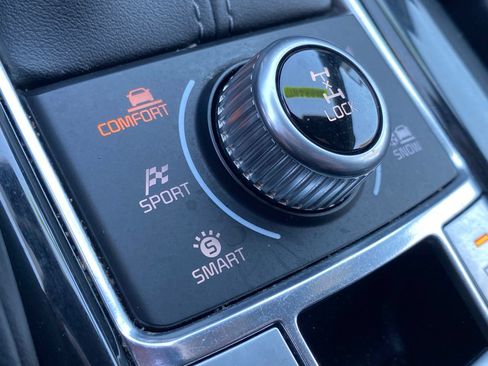Used 2024 Kia Telluride EX X-Line AWD/4WD image 19