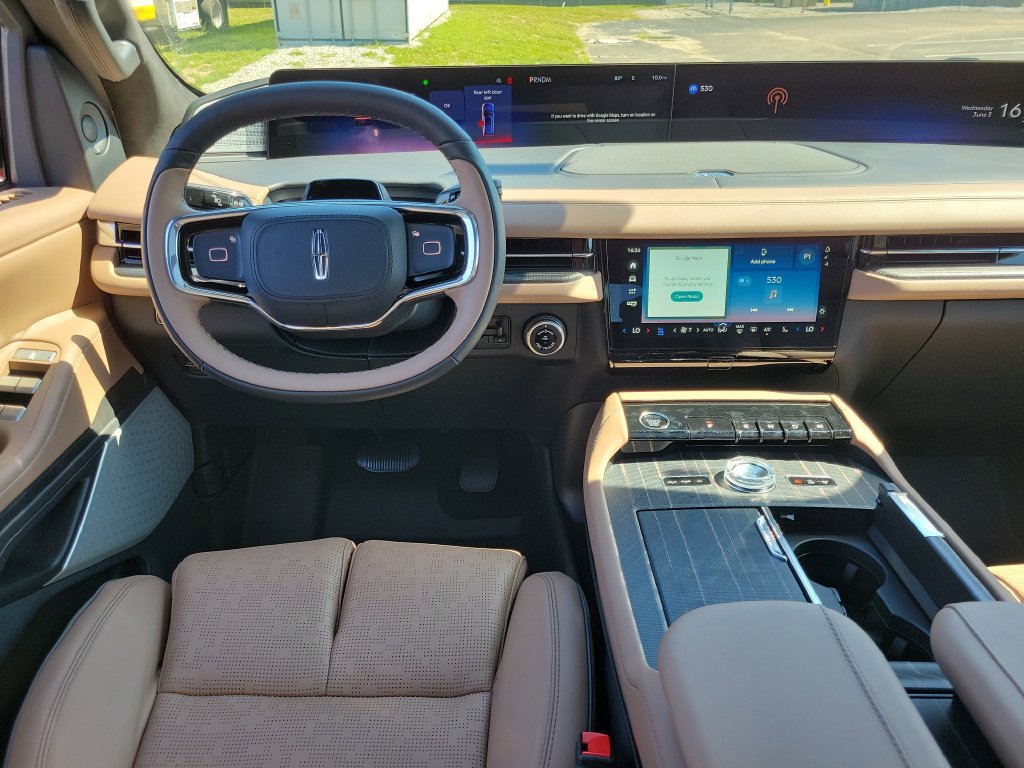 New 2026 Lincoln Navigator L Black Label AWD/4WD image 12