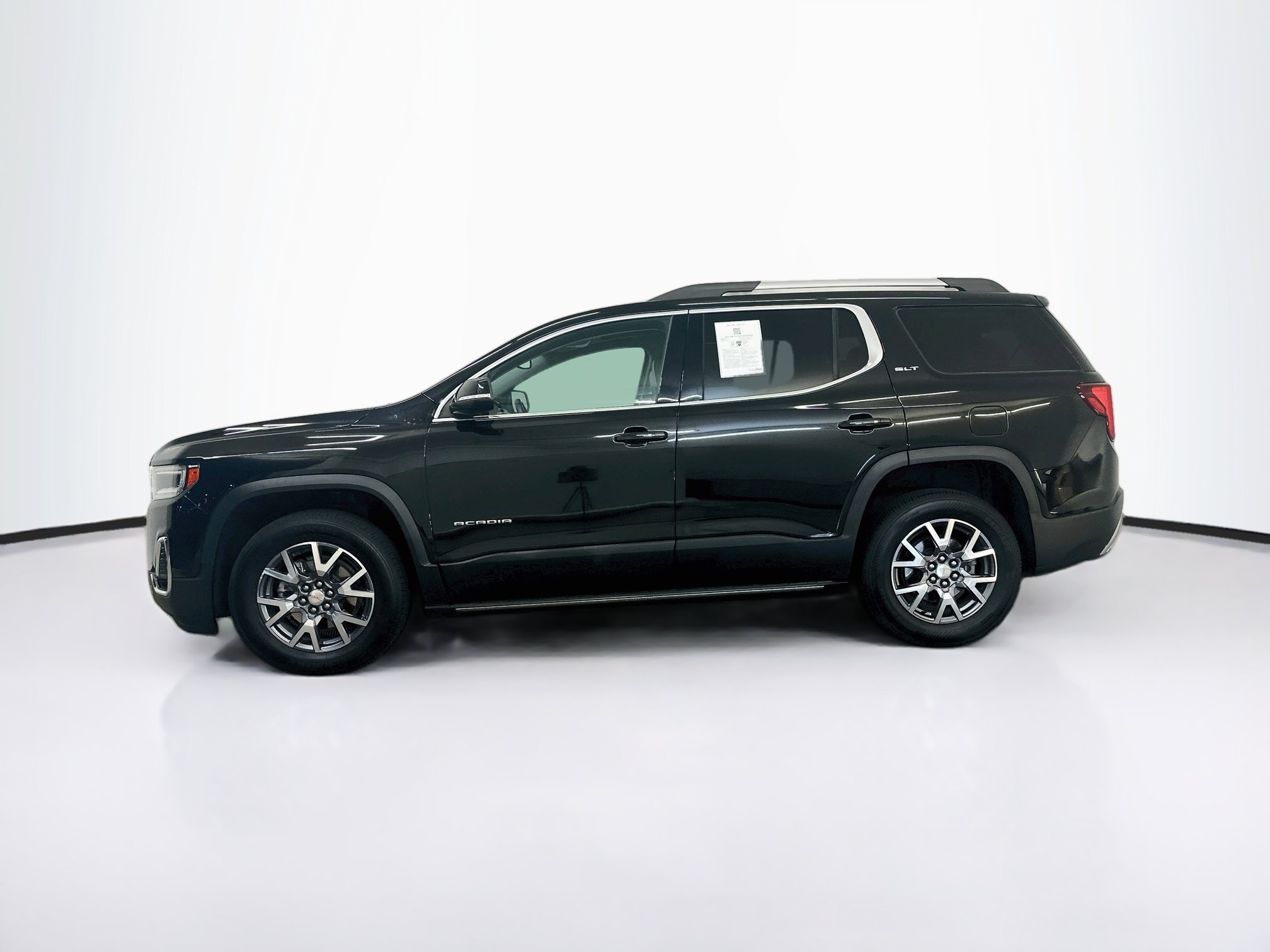 Used 2023 GMC Acadia SLT w/ Preferred Package AWD/4WD image 4