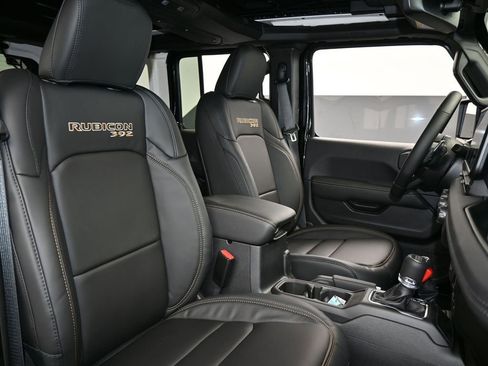 Used 2025 Jeep Wrangler Unlimited Rubicon 392 image 47