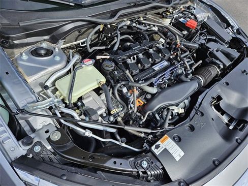 Used 2018 Honda Civic EX-T image 16