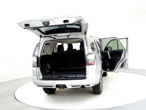 Certified 2022 Toyota 4Runner TRD Sport image 11