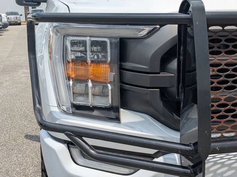 Used 2022 Ford F150 XLT w/ Equipment Group 302A High AWD/4WD image 9