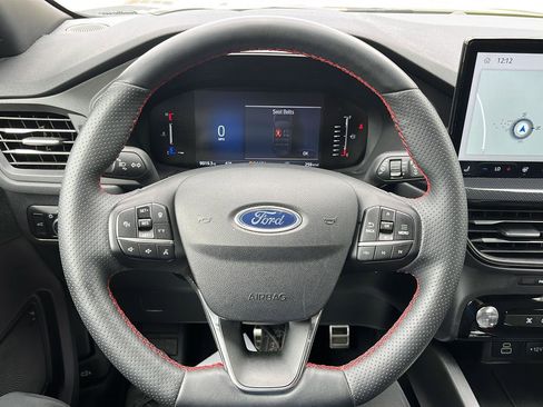 Used 2024 Ford Escape ST-Line w/ Tech Pack #1 AWD/4WD image 17