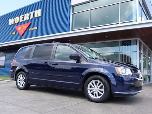 Used 2014 Dodge Grand Caravan SXT w/ Rear Park Assist Package FWD image 1