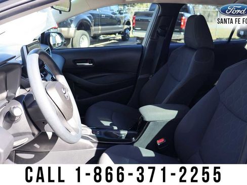 Used 2020 Toyota Corolla LE image 12