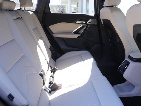 Used 2023 BMW X1 xDrive28i w/ Premium Package image 23